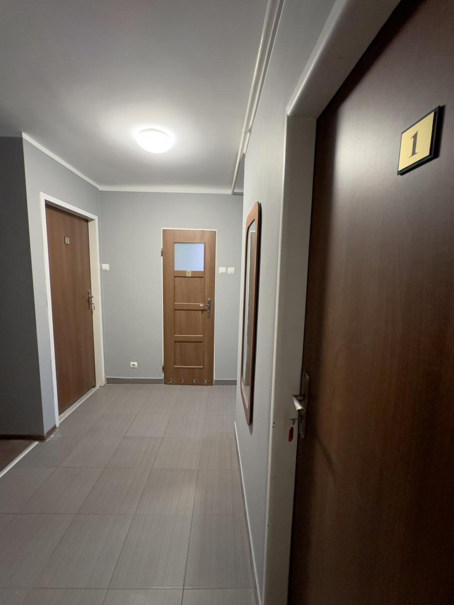 Kwadrat B&B Jalowego Rzeszów Esterno foto